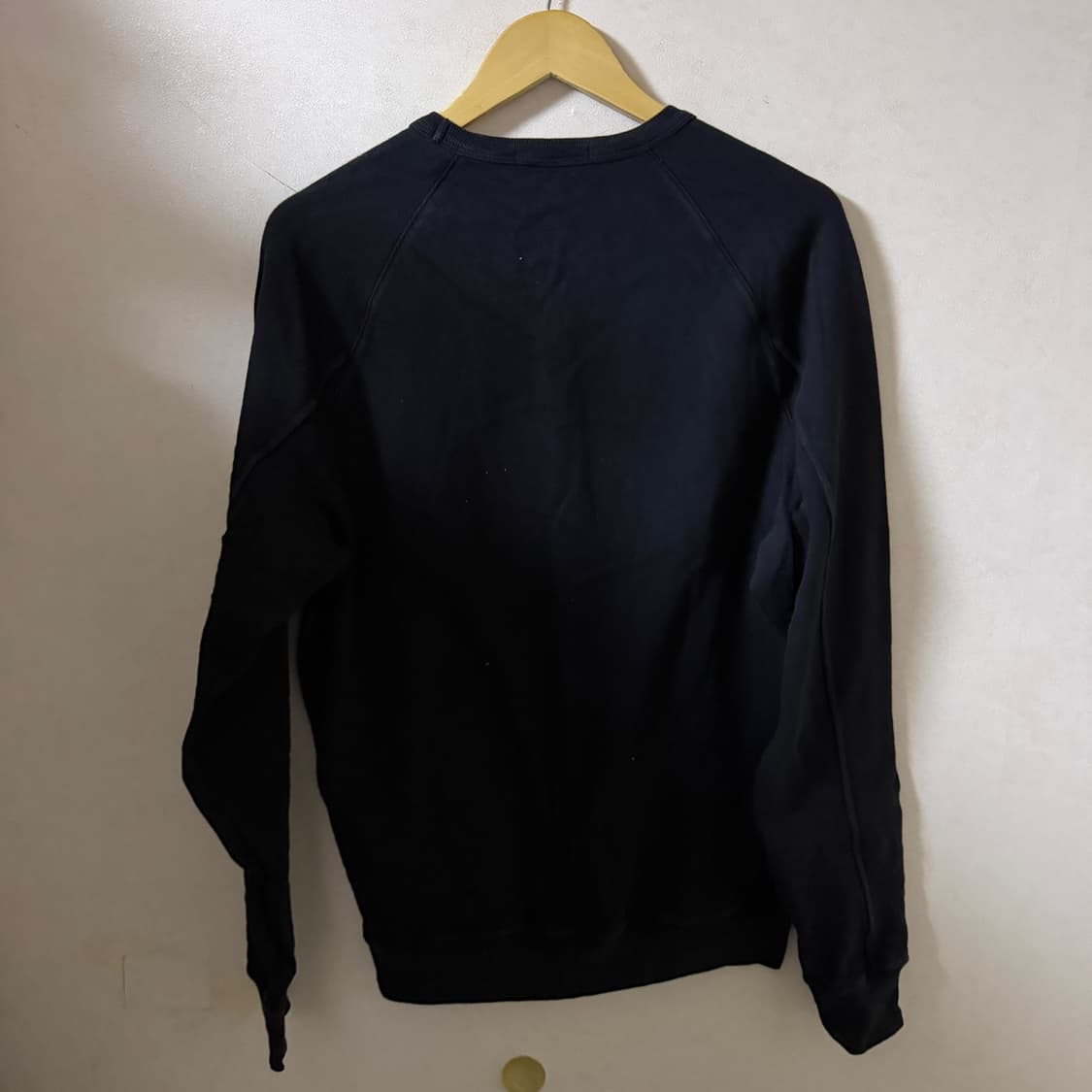 스톤아일랜드 22SS 블랙 라운드넥 맨투맨 M (95-100) 상품이미지5