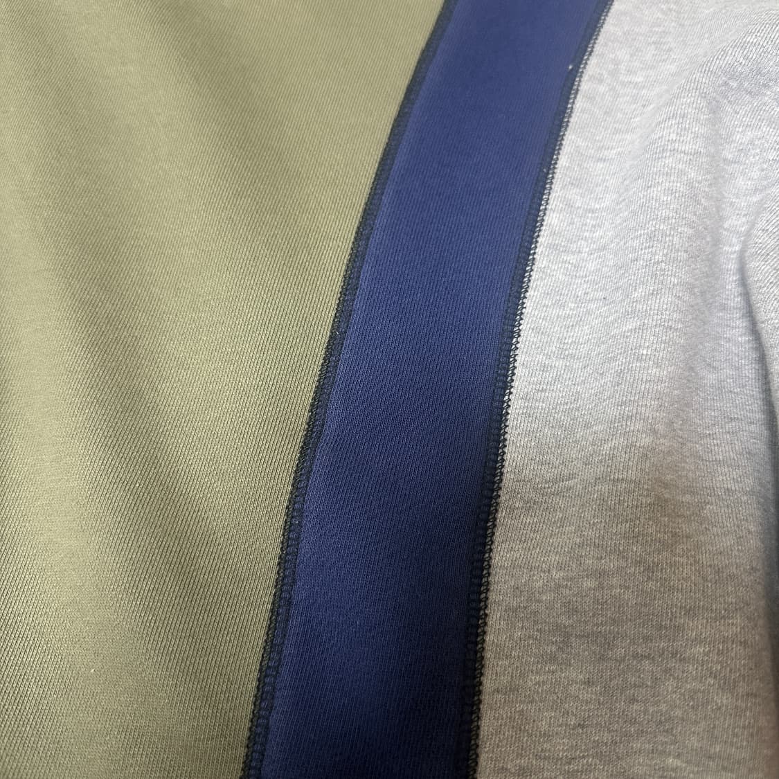 사파리스팟 safarispot ARMY REPAIR CREWNECK  상품이미지4