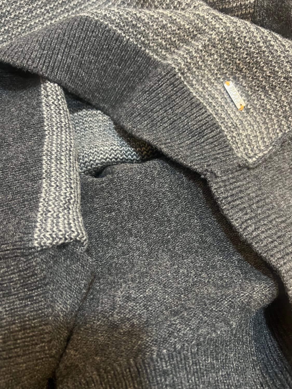 휴고보스 BOSS 남성 그레이 라운드울코튼니트  상품이미지6