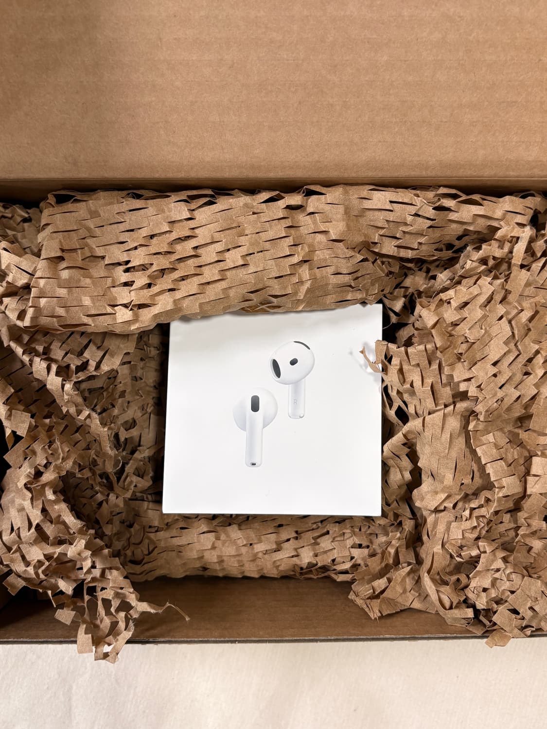 에어팟4 노이즈캔슬링 미개봉 상품이미지4