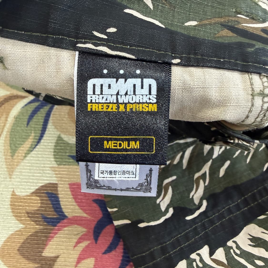 (M)프리즘 웍스 Frismworks 타이거 카모 카고반바지 상품이미지3