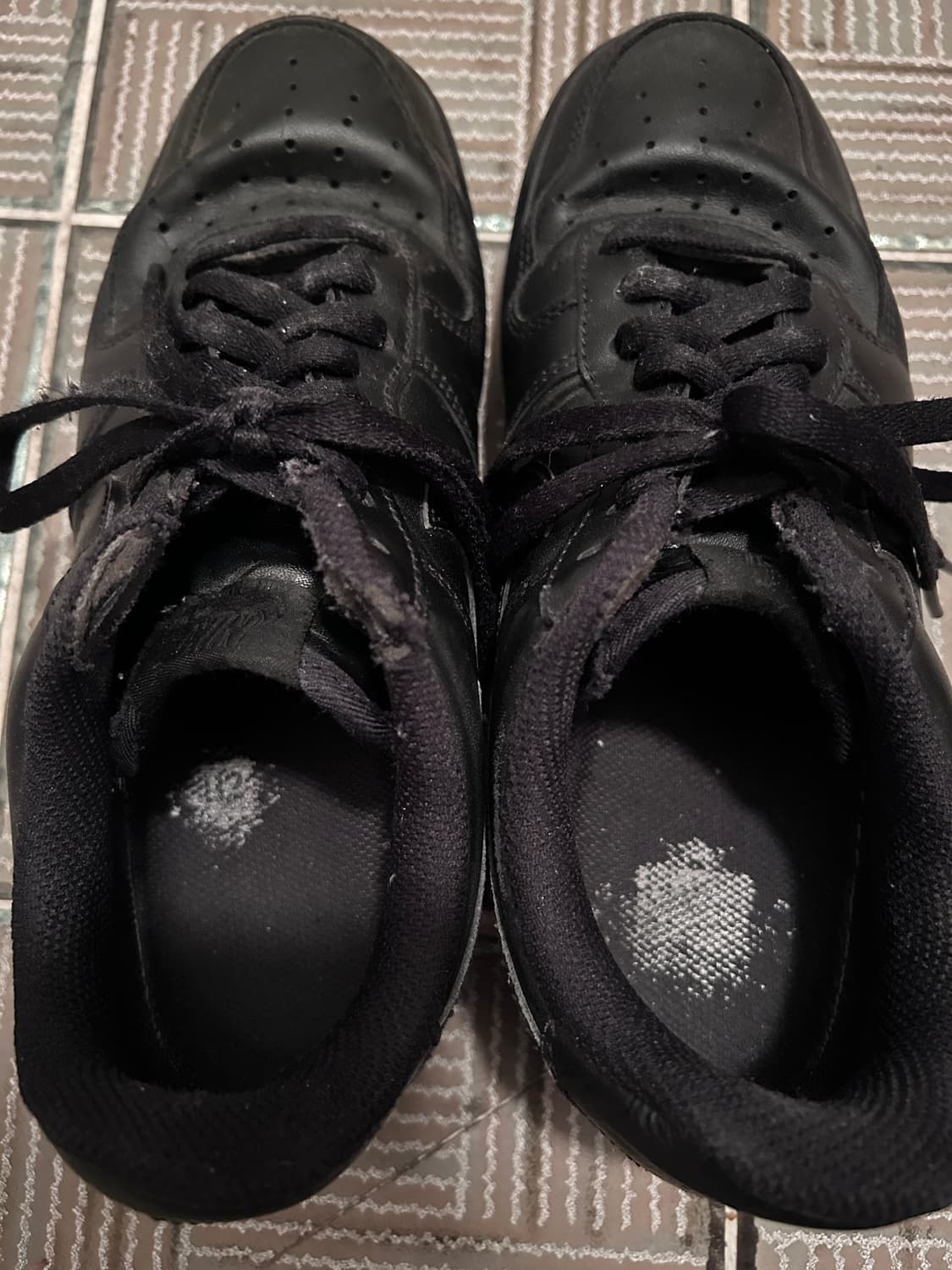 나이키 검포스 상품이미지2