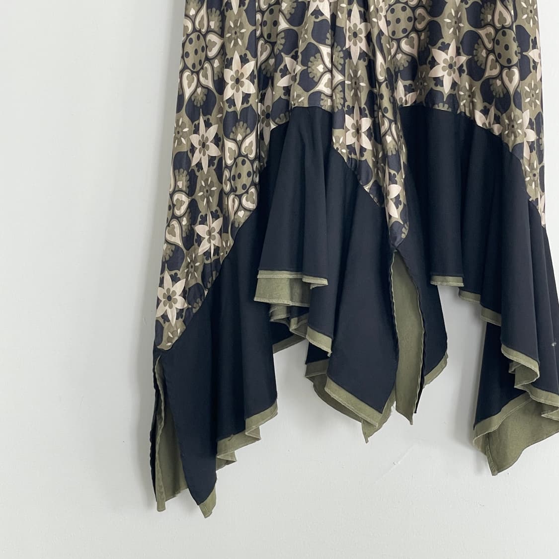 겐조 패턴 비대칭 스커트 상품이미지4