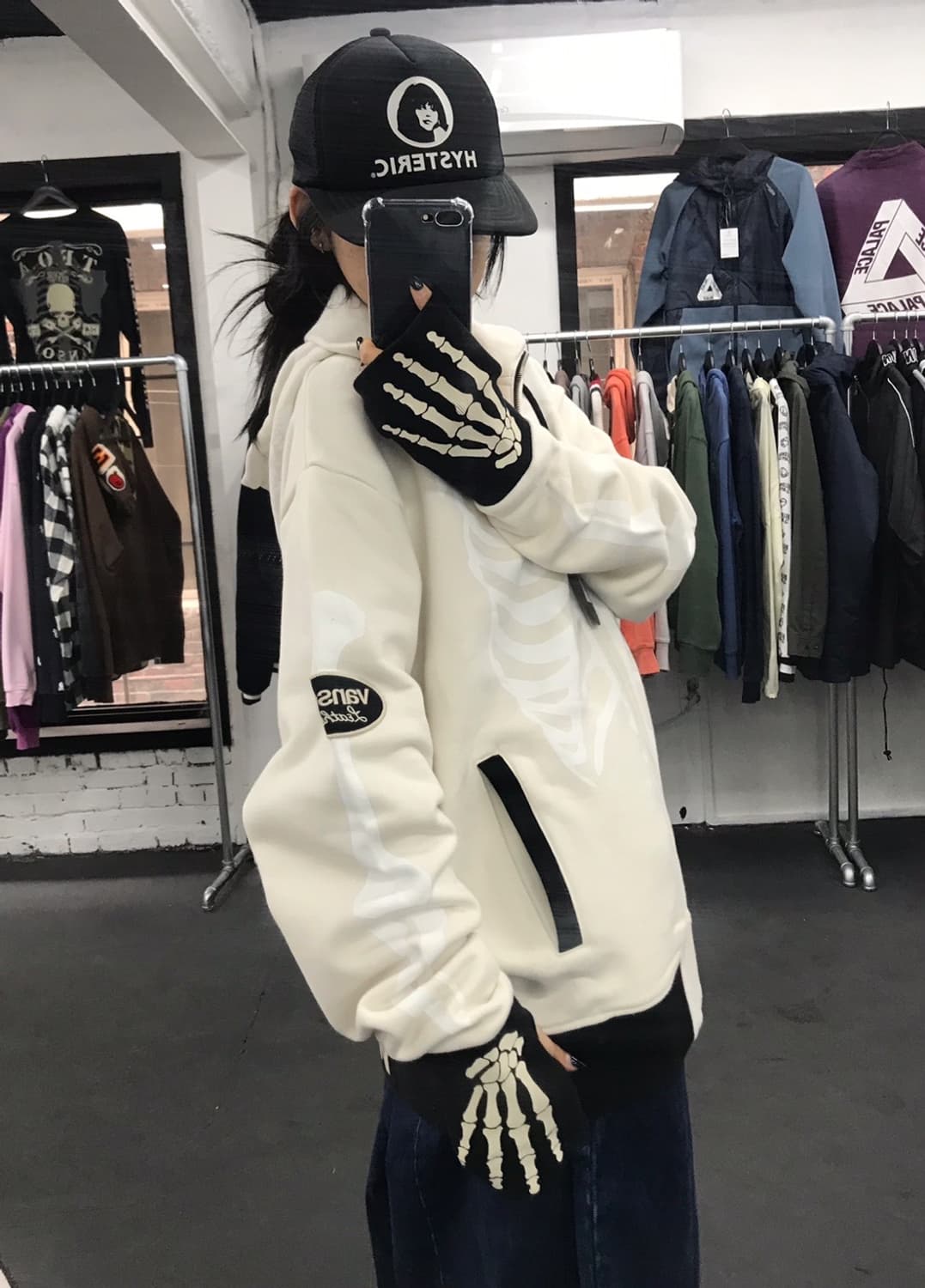 밴슨 레더 화이트 본 하이넥 후드집업 상품이미지3