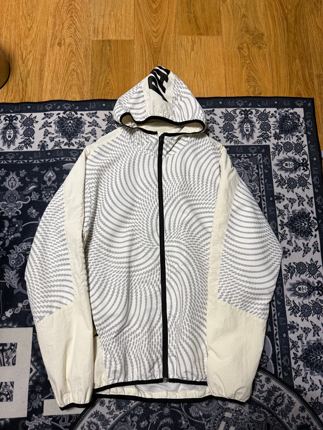 팔라스 18ss 스월 후드 자켓 L 상품이미지2