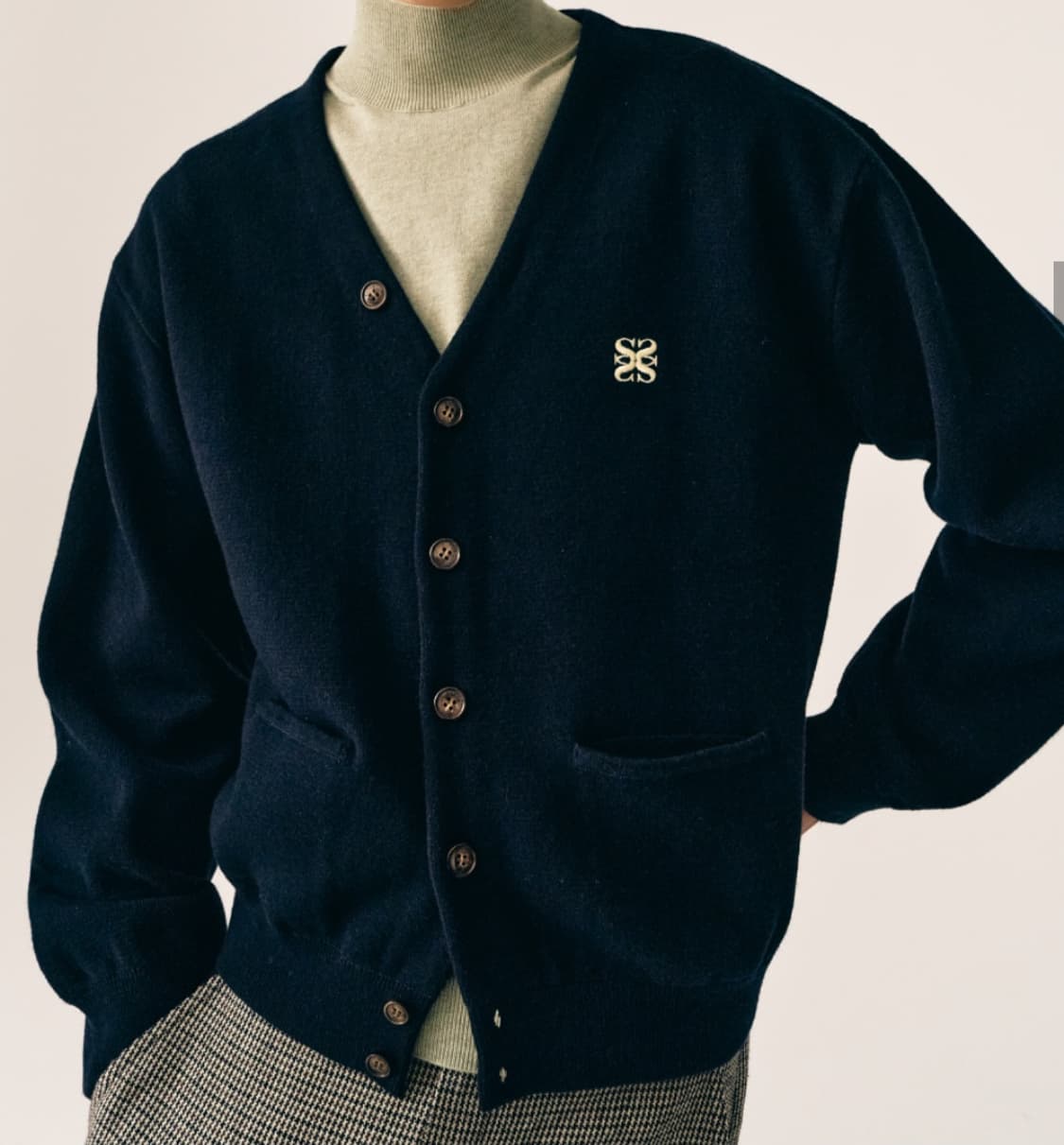 세터 파로 클래식 로고 보머 가디건 브리즈 네이비 상품이미지8