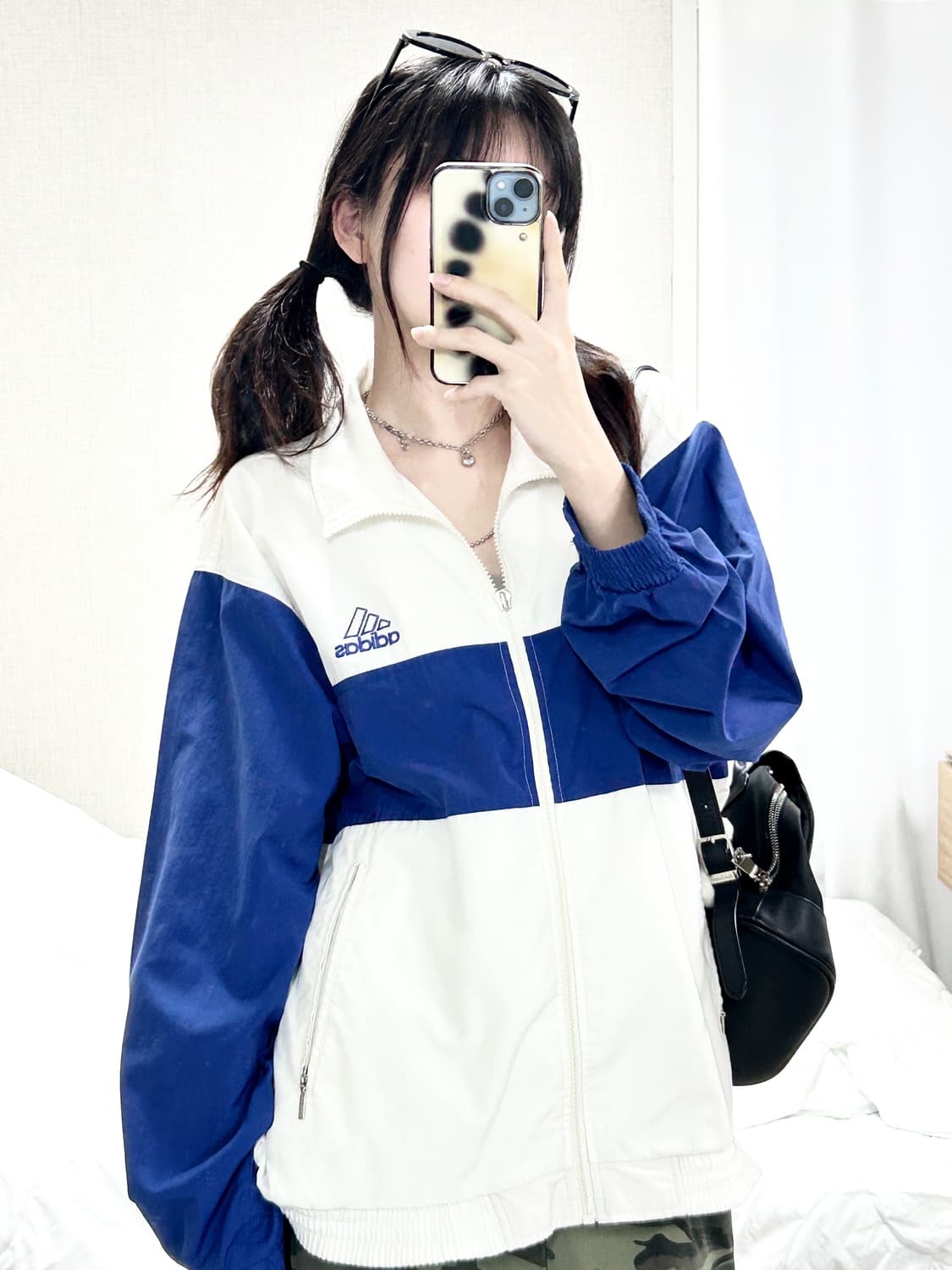 아디다스 90‘s 빅로고 포카리 바람막이 상품이미지4