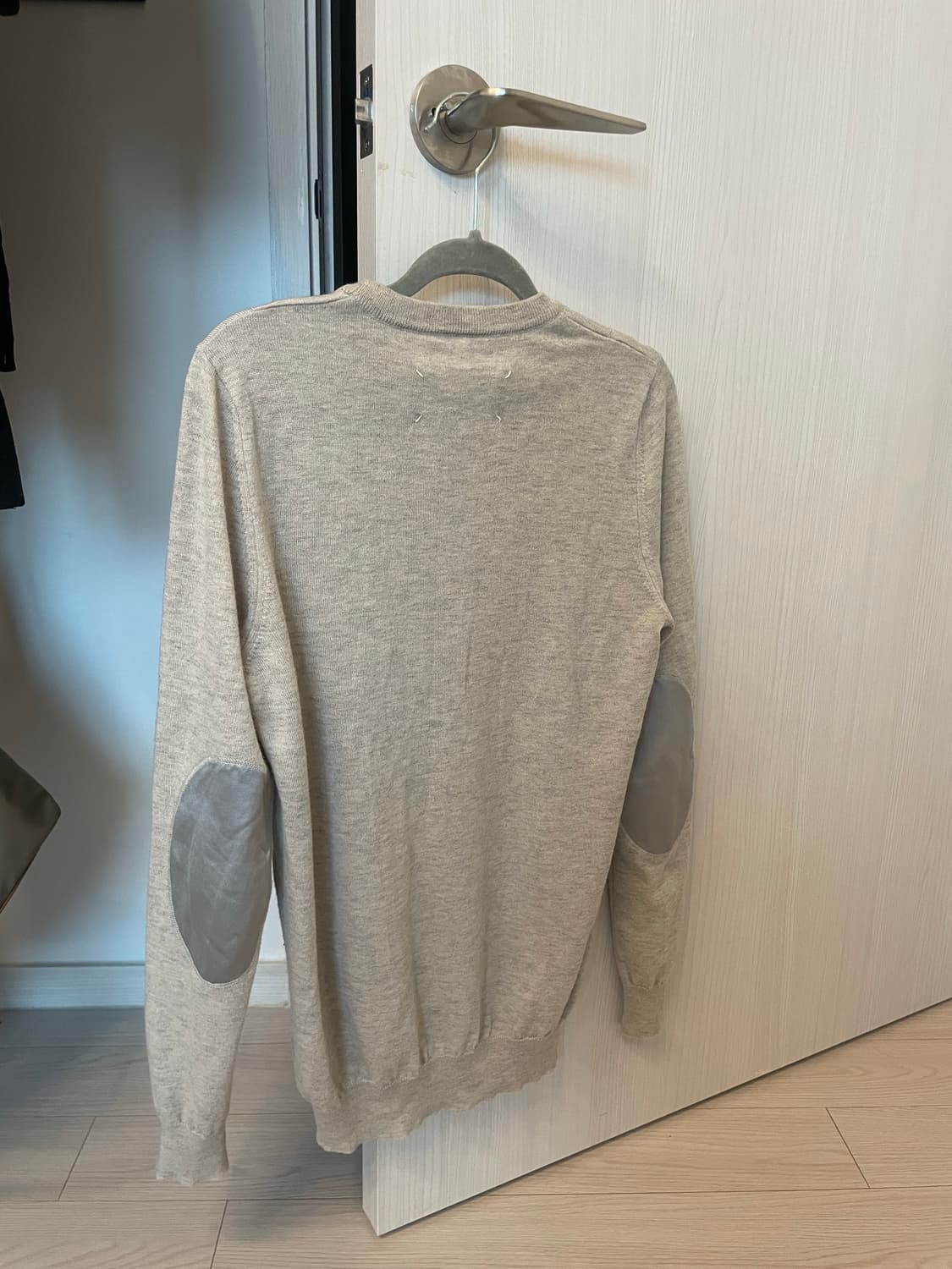 메종마르지엘라 엘보우 패치 니트 상품이미지2