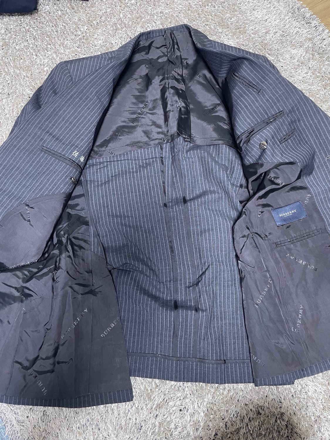 버버리 2버튼 스트라이프 블레이저 사이즈 105 상품이미지5