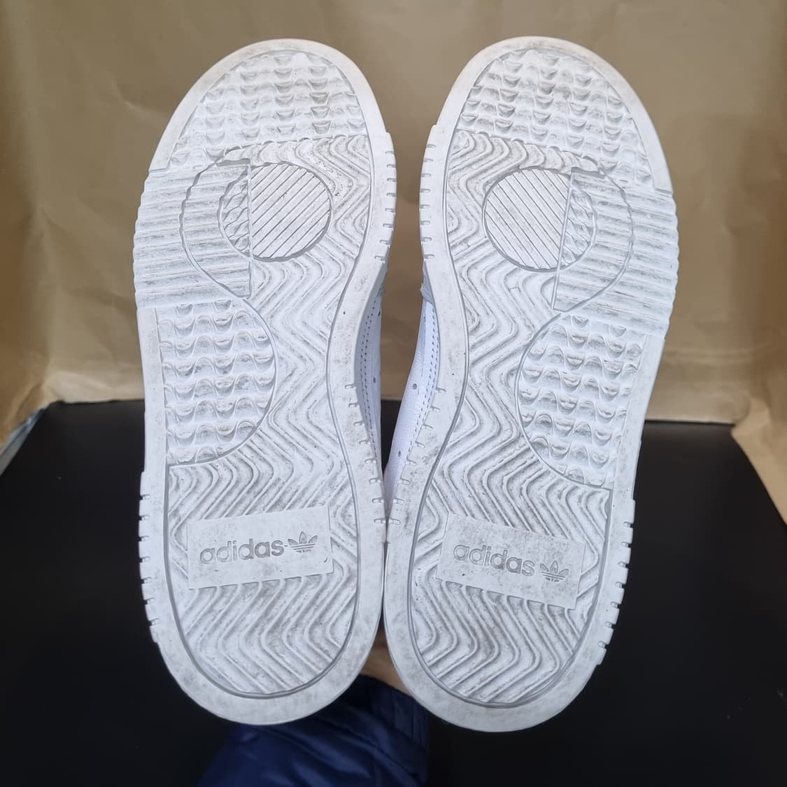 아디다스 슈퍼코트 여성운동화235 상품이미지3