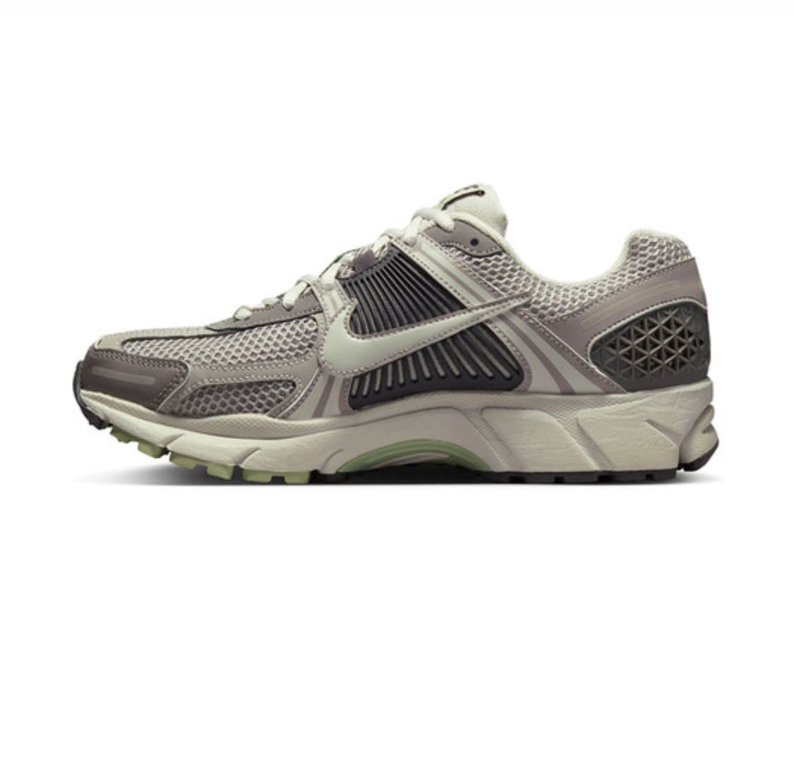 나이키  줌 보메로 5  W NIKE ZOOM VOMERO 5 상품이미지2