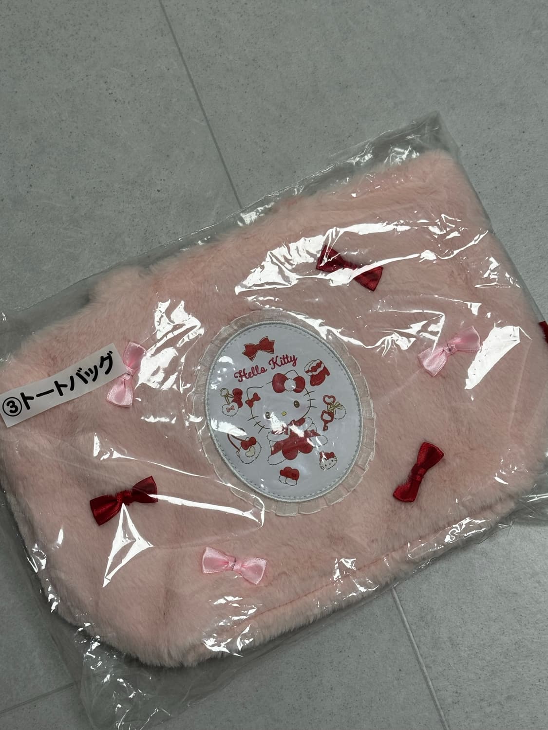 새상품 헬로키티 쿠지 신상 토트백 상품이미지1