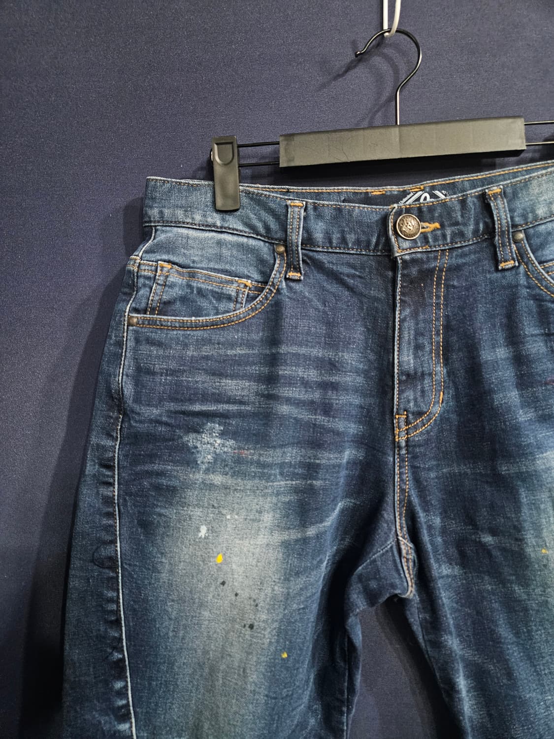 에비수 블루 남성 슬림핏 허리 32 스판 데님팬츠  상품이미지4