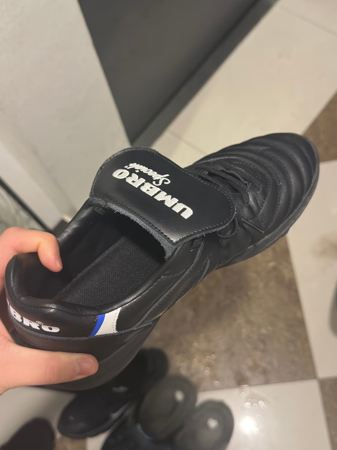 엄브로 스페셜리 풋살화(패션용가능)275 상품이미지2