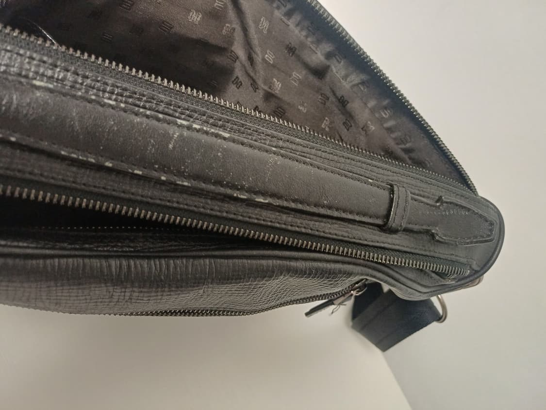 닥스 런던 남성 가죽 메신저백 (DBBA 8F114 BK) 상품이미지8