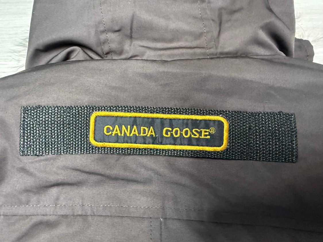[L] 캐나다구스 샤토 다운 파카 상품이미지5