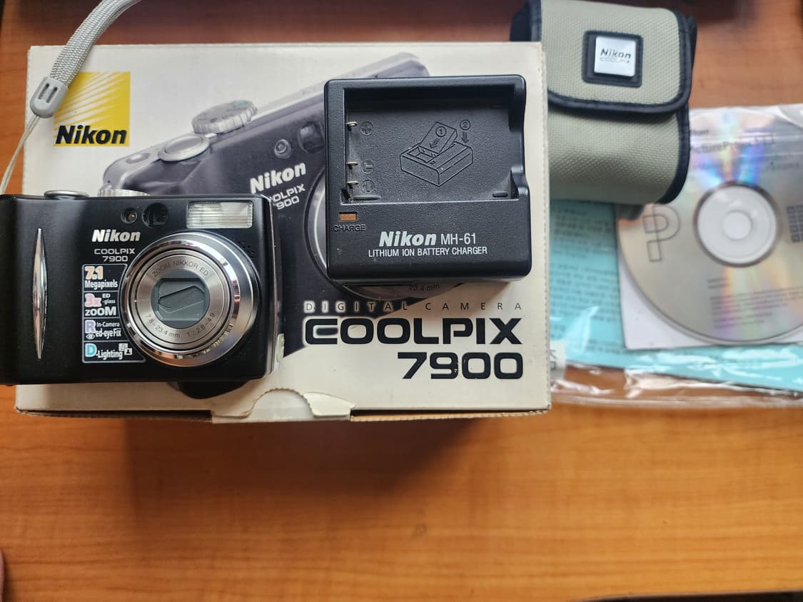 니콘 쿨픽스 COOLPIX 7900 디지털 카메라 민트급 풀박스 상품이미지1