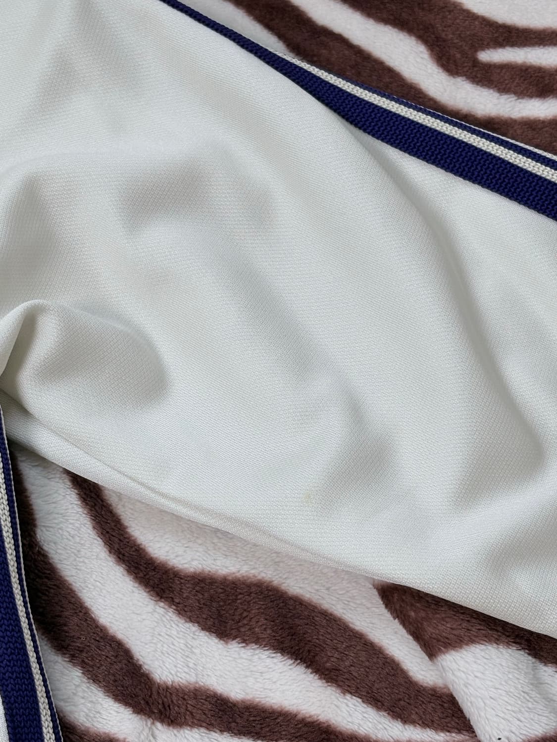 니들스 트랙 자켓 폴리 스무스 아이스 화이트 상품이미지5