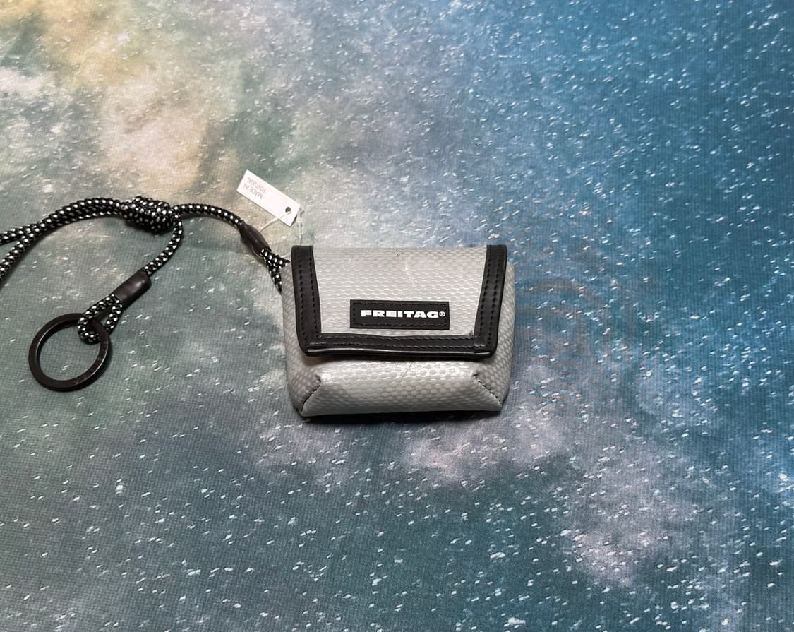 (NEW) 프라이탁 새상품 에어팟 미니 파우치 키링  상품이미지2