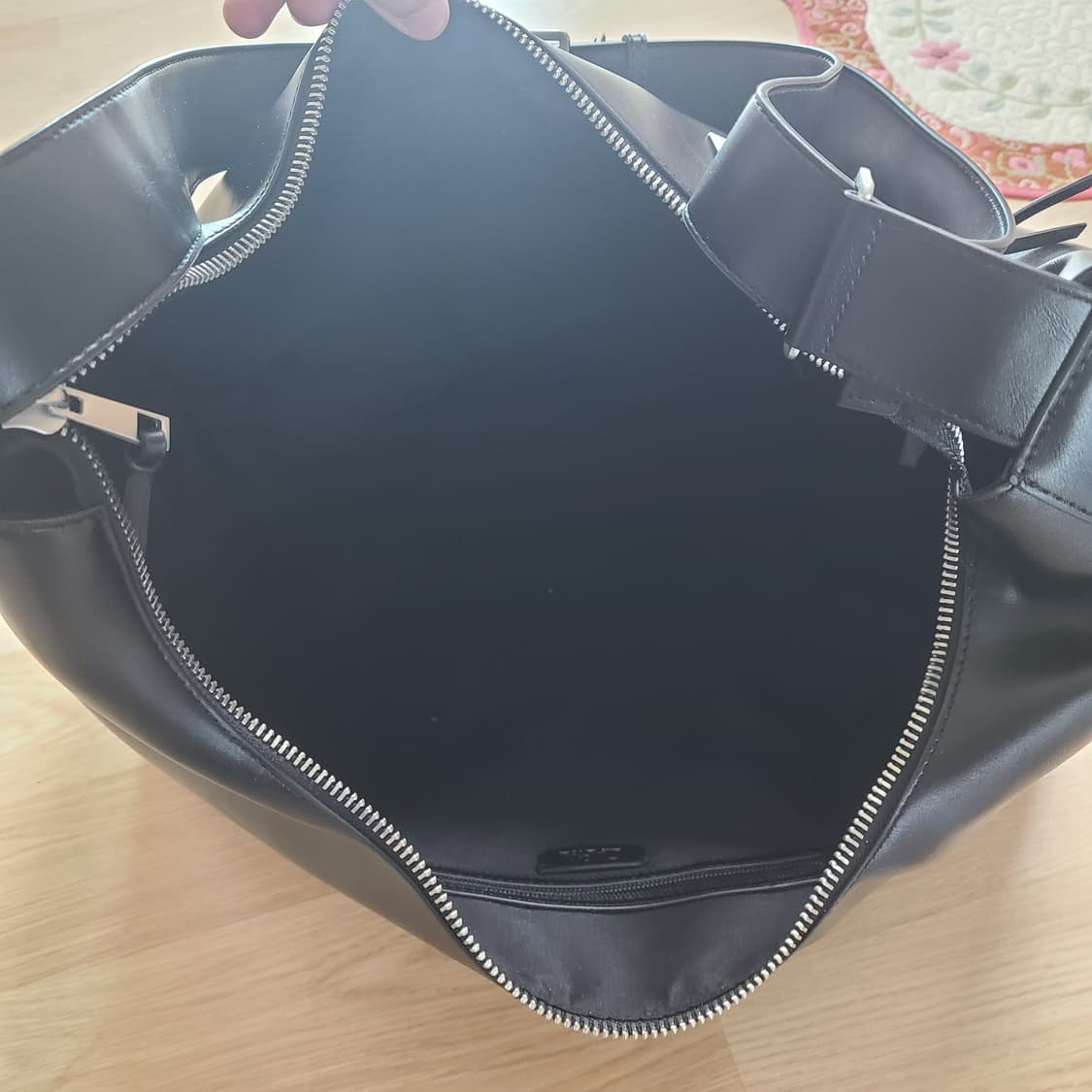 자라 숄더백 상품이미지5