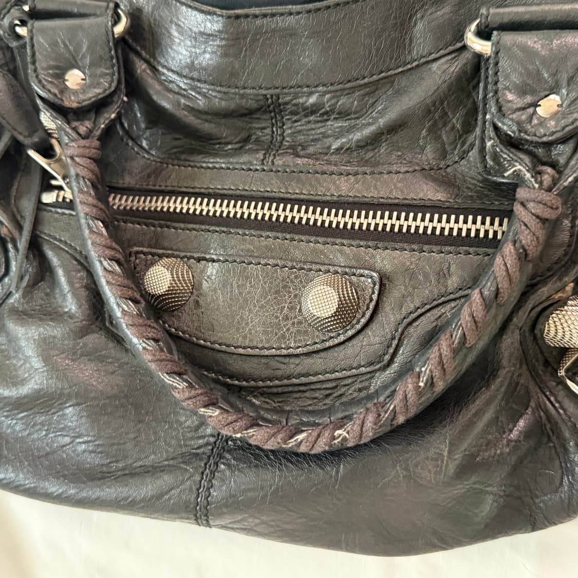 발렌시아가 모터백 블랙 미디움 상품이미지9