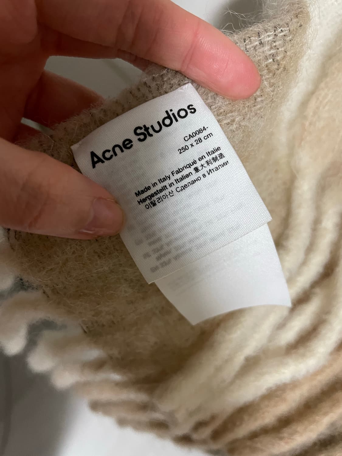 아크네 스튜디오 체크 모헤어 머플러  상품이미지4