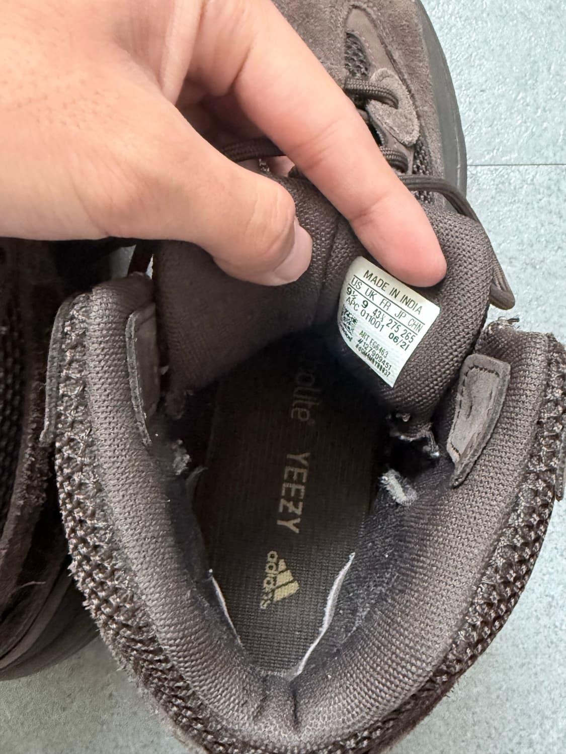 Adidas Yeezy Desert Boots Oil 상품이미지5