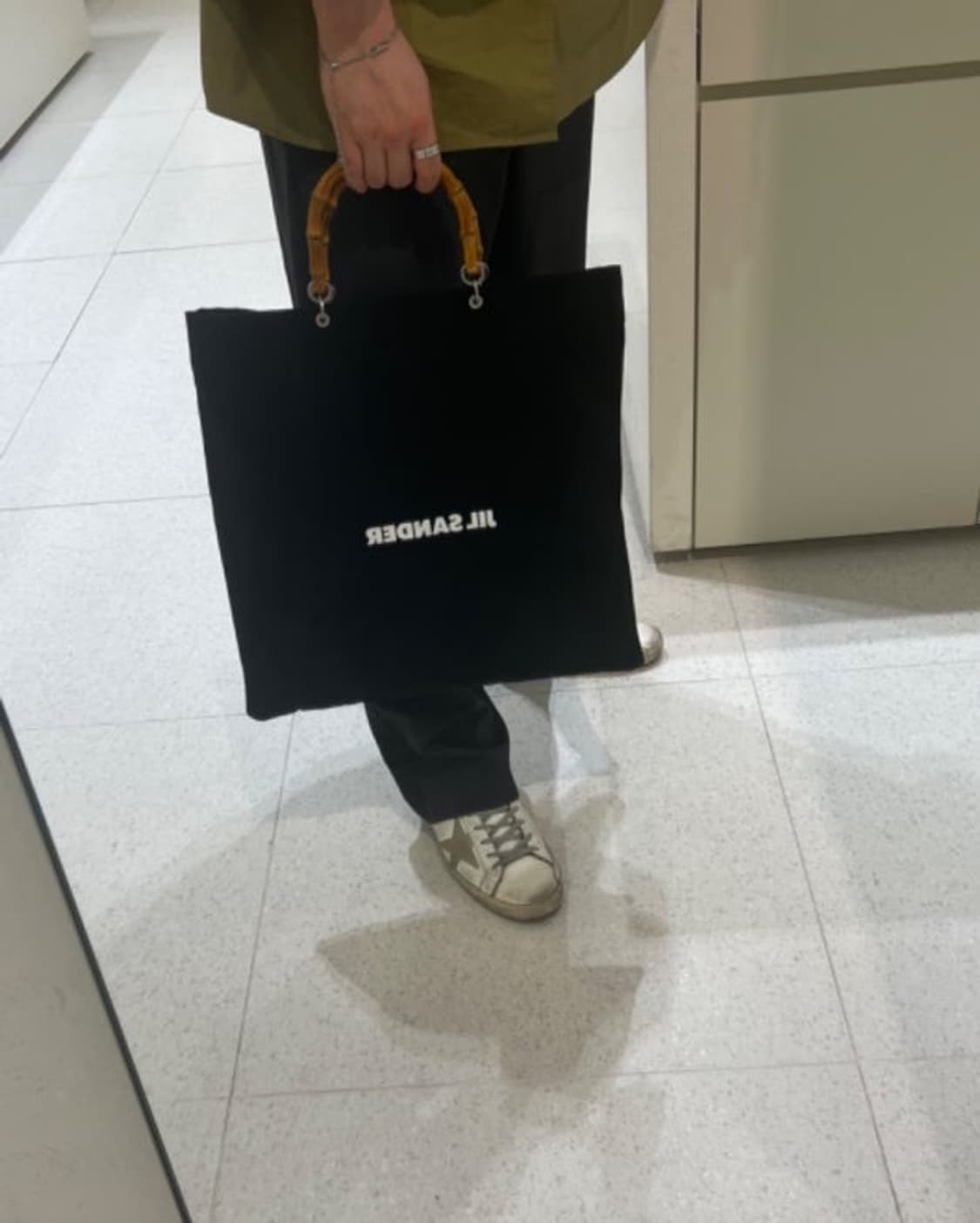 질샌더 로고 캔버스 뱀부 핸들 토트백 (J24WC0003 P4917) 상품이미지2