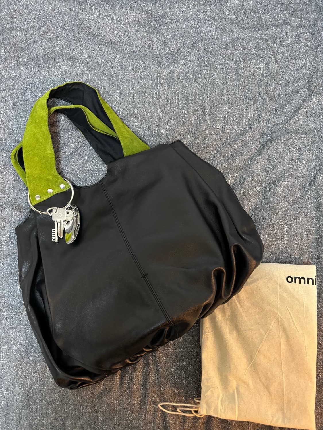 옴니포턴트 플뢰르 호보백 + 키링 세트 Suede Green 상품이미지1