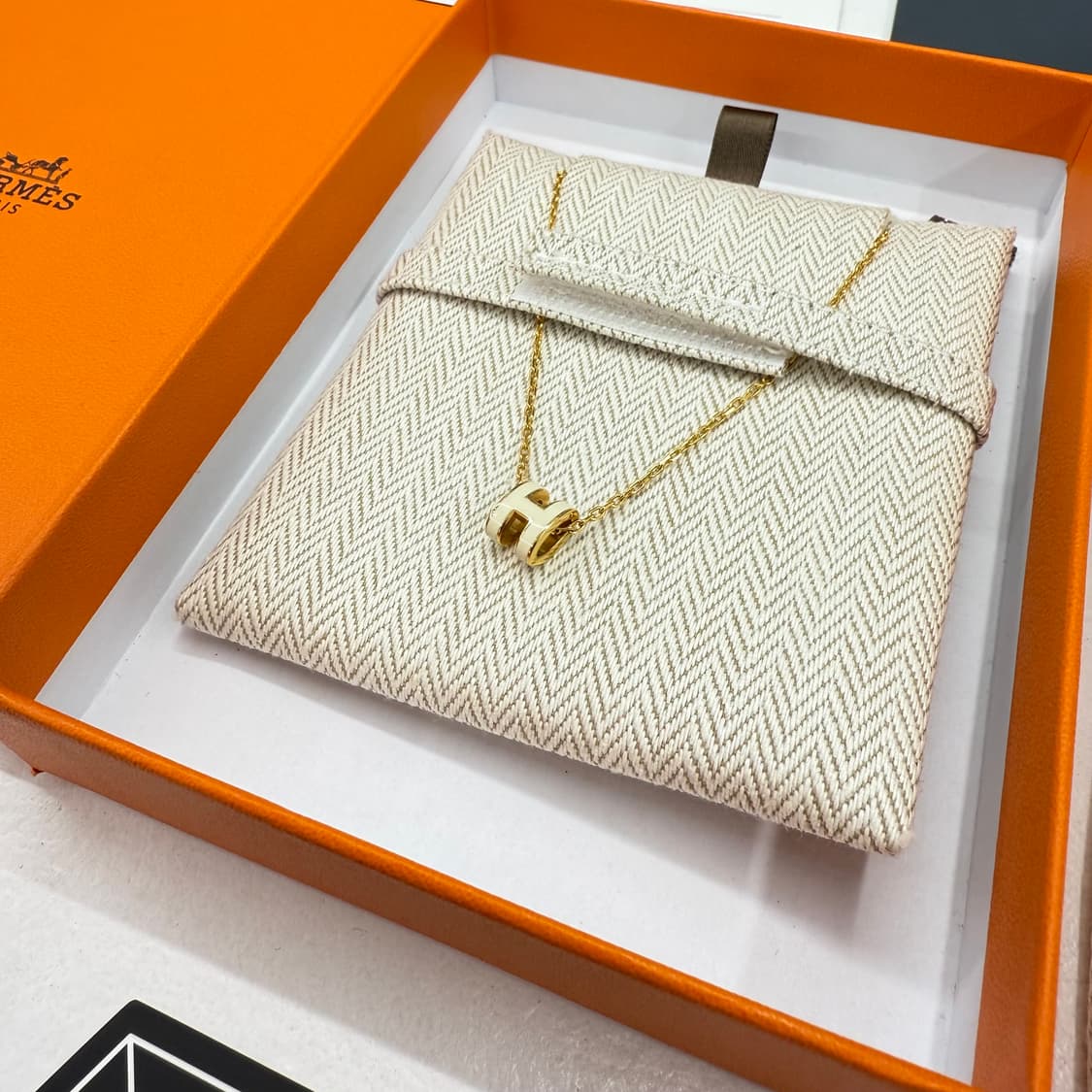 [풀박스] 에르메스 팝아슈 미니 목걸이 화이트 골드 상품이미지4