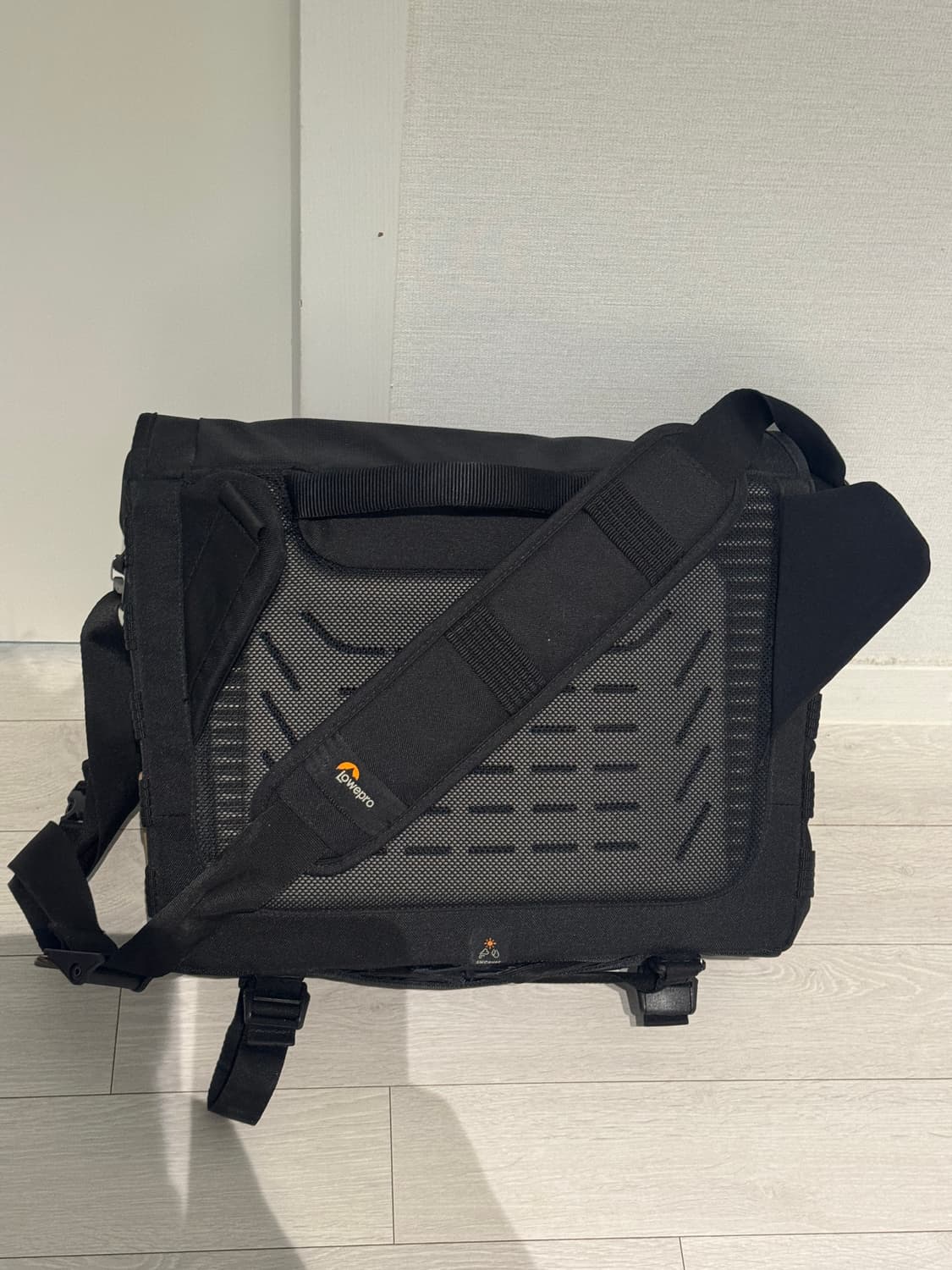 로우프로 ProTactic MG 160 AW II 카메라 가방 상품이미지2