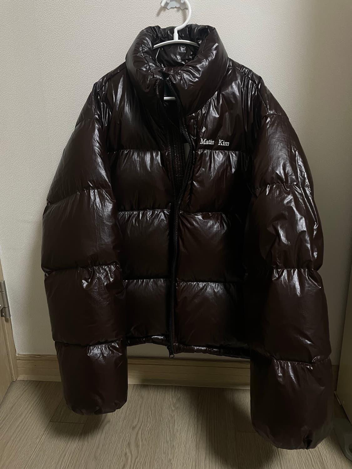 마뗑킴 글로시 푸퍼 패딩 상품이미지4