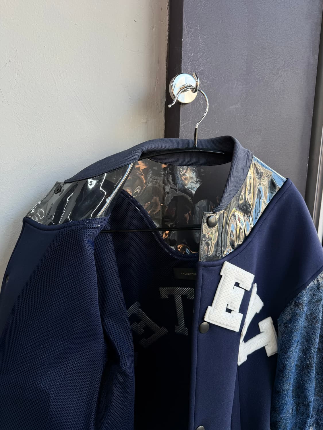 1/ 언더커버 14SS 런웨이 컬렉션 PVC 봄버자켓 상품이미지6