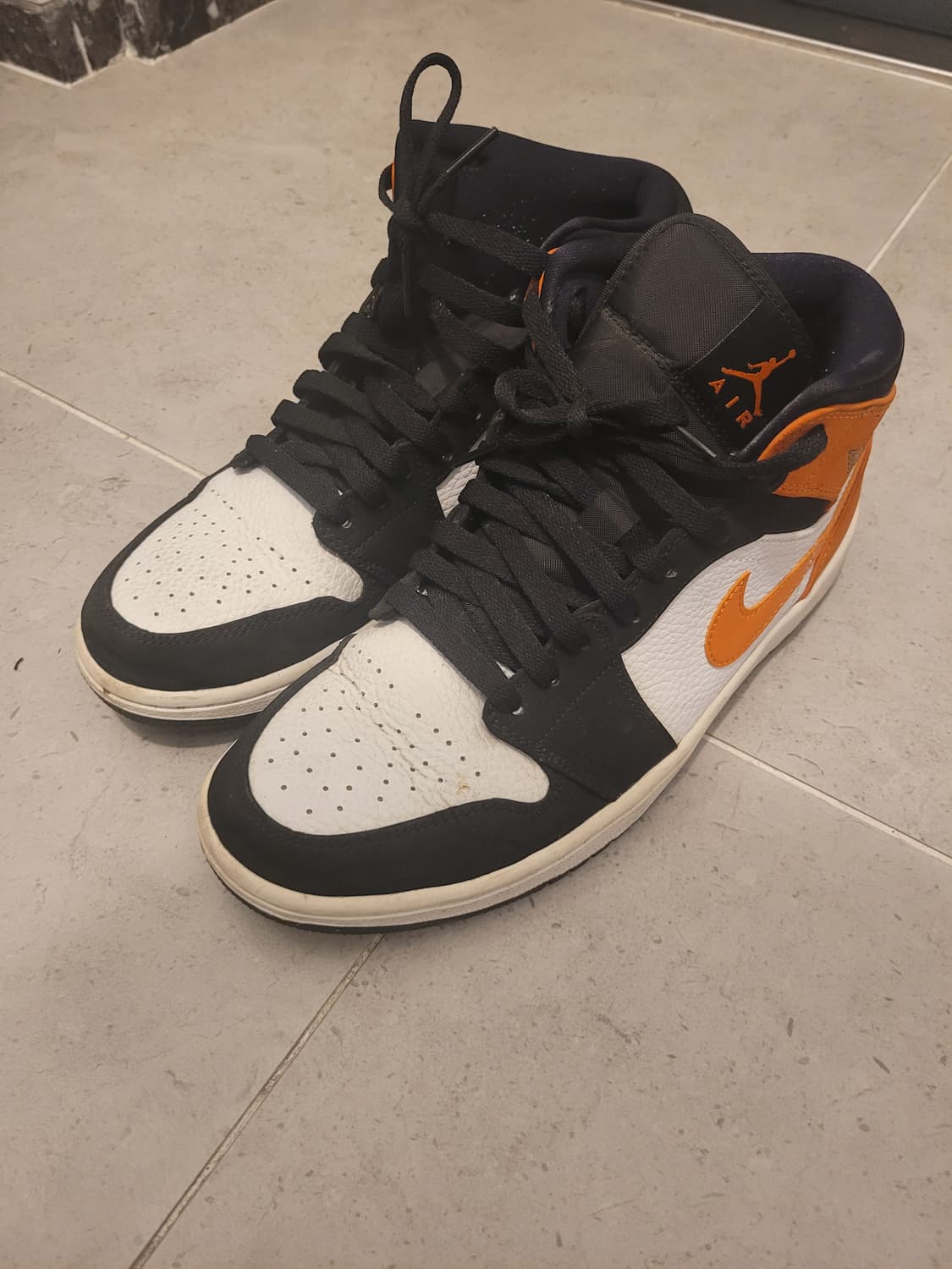 나이키 에어 조던 1 미드 쉐터드백보드 오렌지 265 상품이미지2