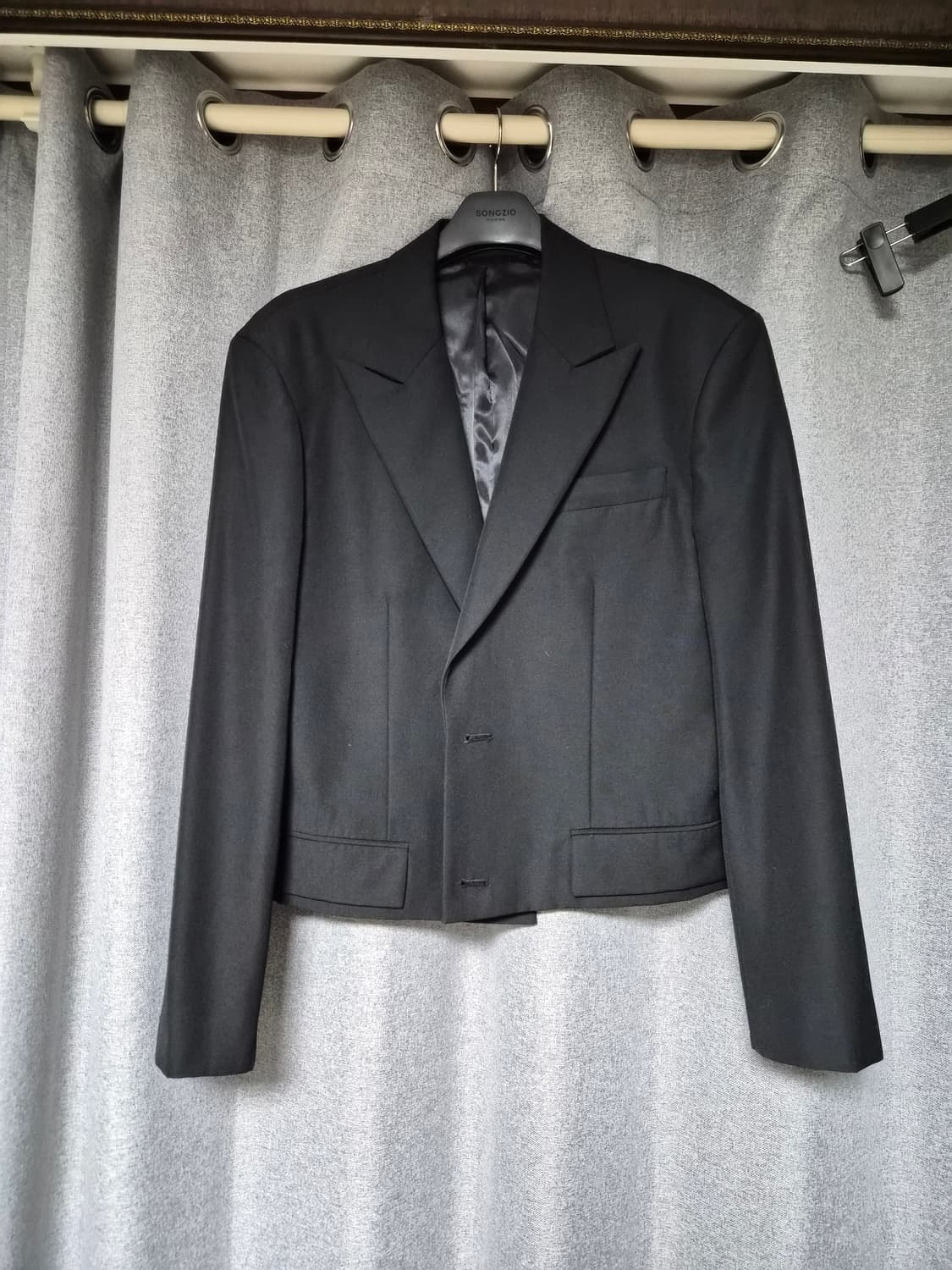 준지 크롭 블레이저 자켓 팝니다 우영미 타임옴므 솔리드옴므  상품이미지1