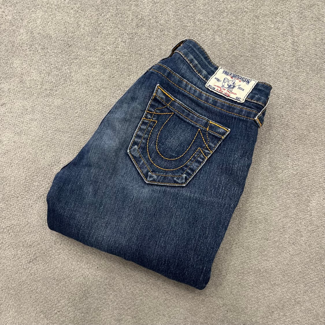 26 트루릴리전 하이 라이즈 워싱데님 상품이미지1