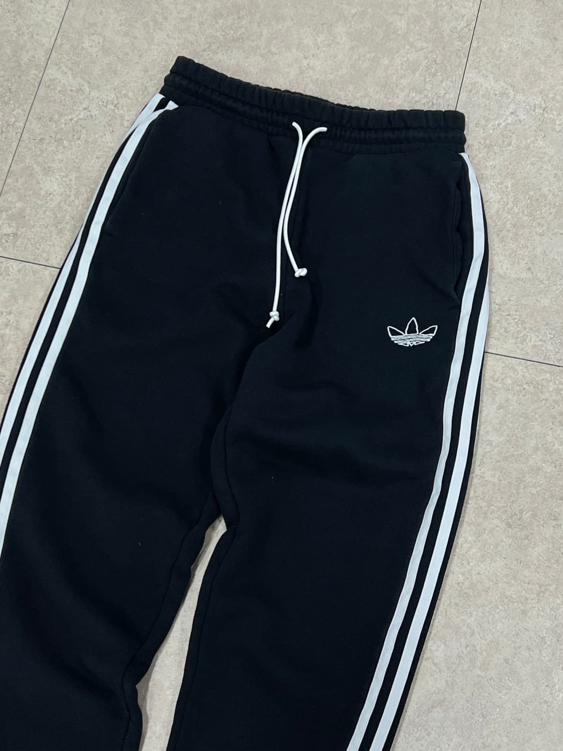 (S) 아디다스 삼선 스웻 조거 팬츠 블랙 상품이미지3