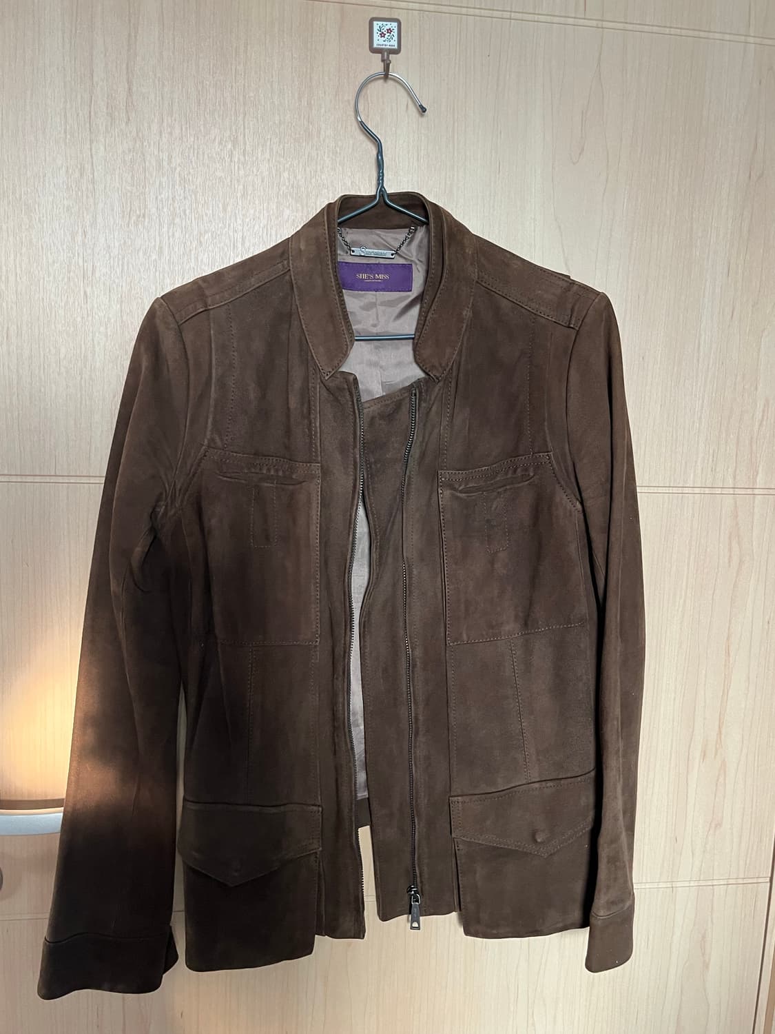쉬즈미스 브라운 스웨이드 자켓 팝니다 상품이미지4