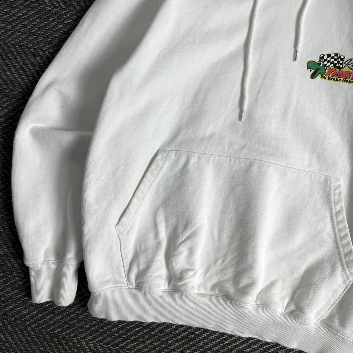 예스아이씨 레이싱 그래픽 빅로고 박시핏 후드 티셔츠y 3246 상품이미지6