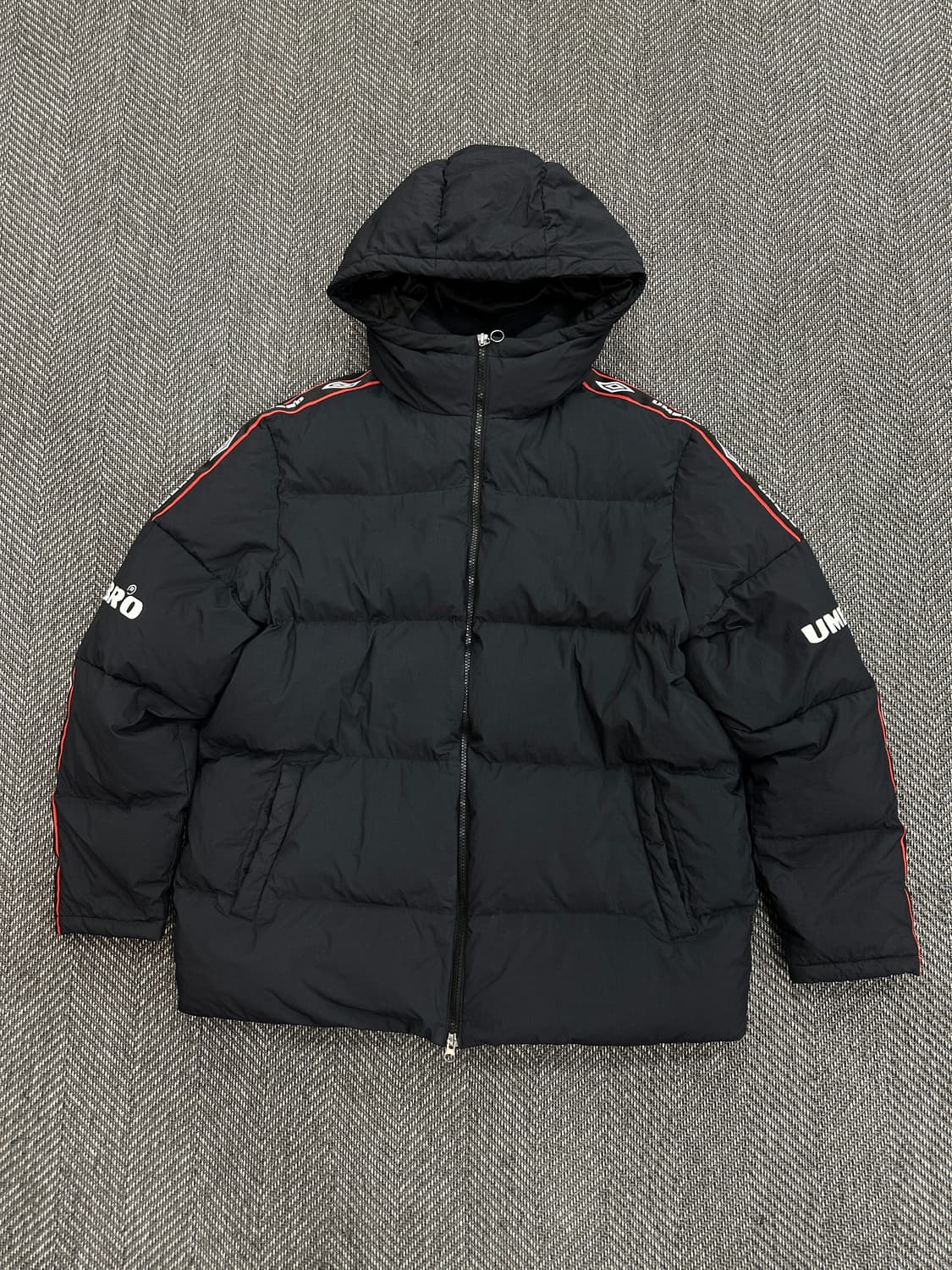 엄브로 패딩 블랙 상품이미지2