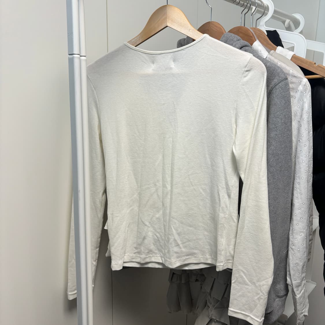 세릭 뮤직 프릴 탑 아이보리 cerric 상품이미지2