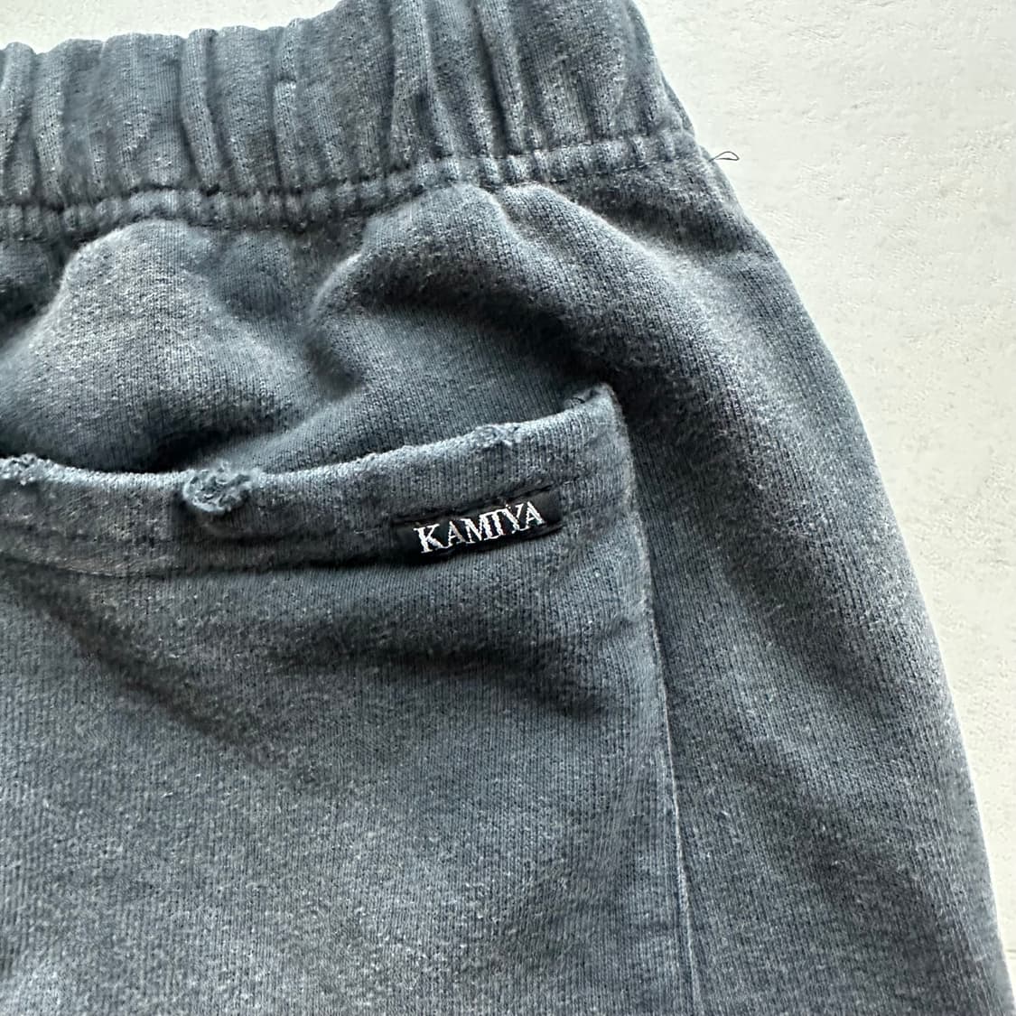 카미야 24fw 워시드 플레임프린트 스웻팬츠 상품이미지5