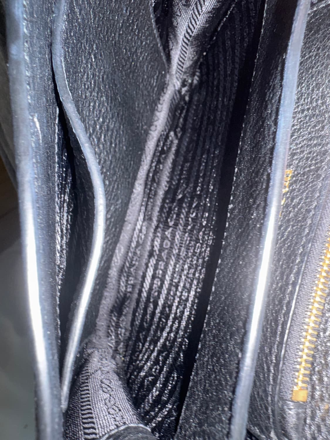 프라다 비텔로 다이노 숄더 크로스백 오늘만 100에 쿨거 상품이미지8