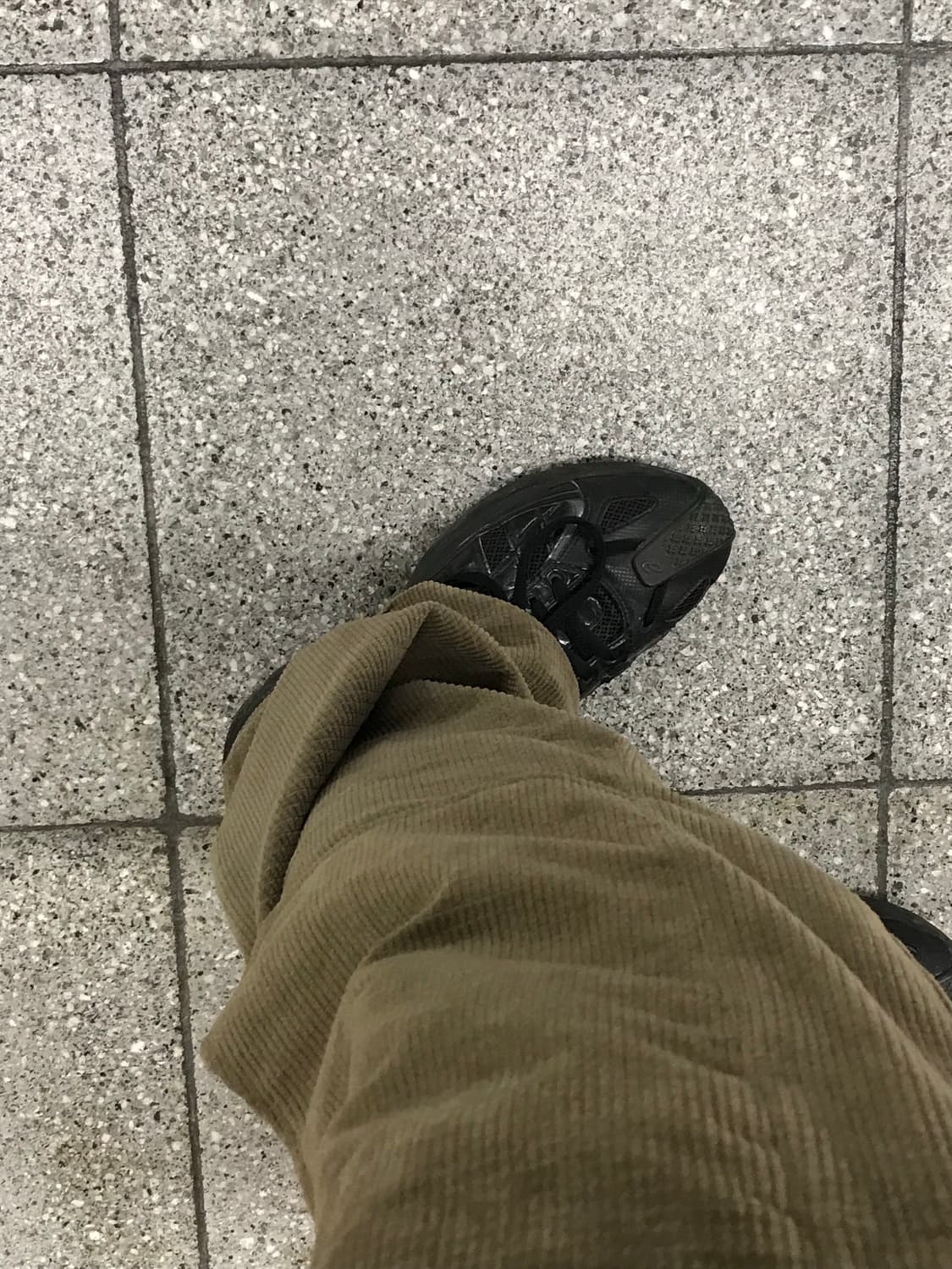 [280] 키코 코스타디노브 아식스 젤키릴1 블랙 상품이미지9