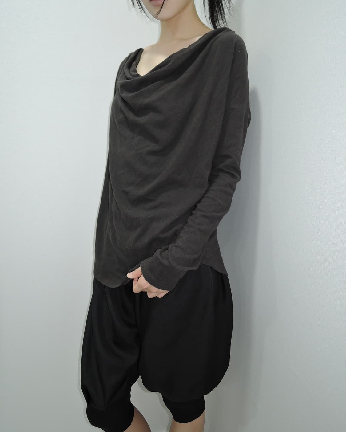 Drape Neck Long Sleeve 상품이미지1
