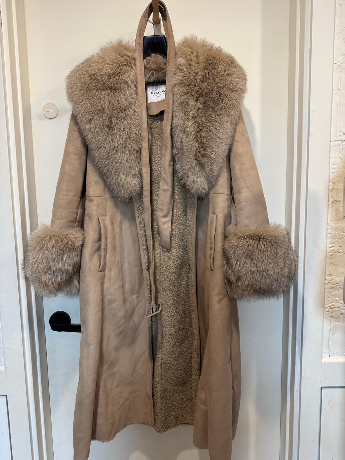 myeyeko 마이아이코 폭스퍼 무스탕 상품이미지4