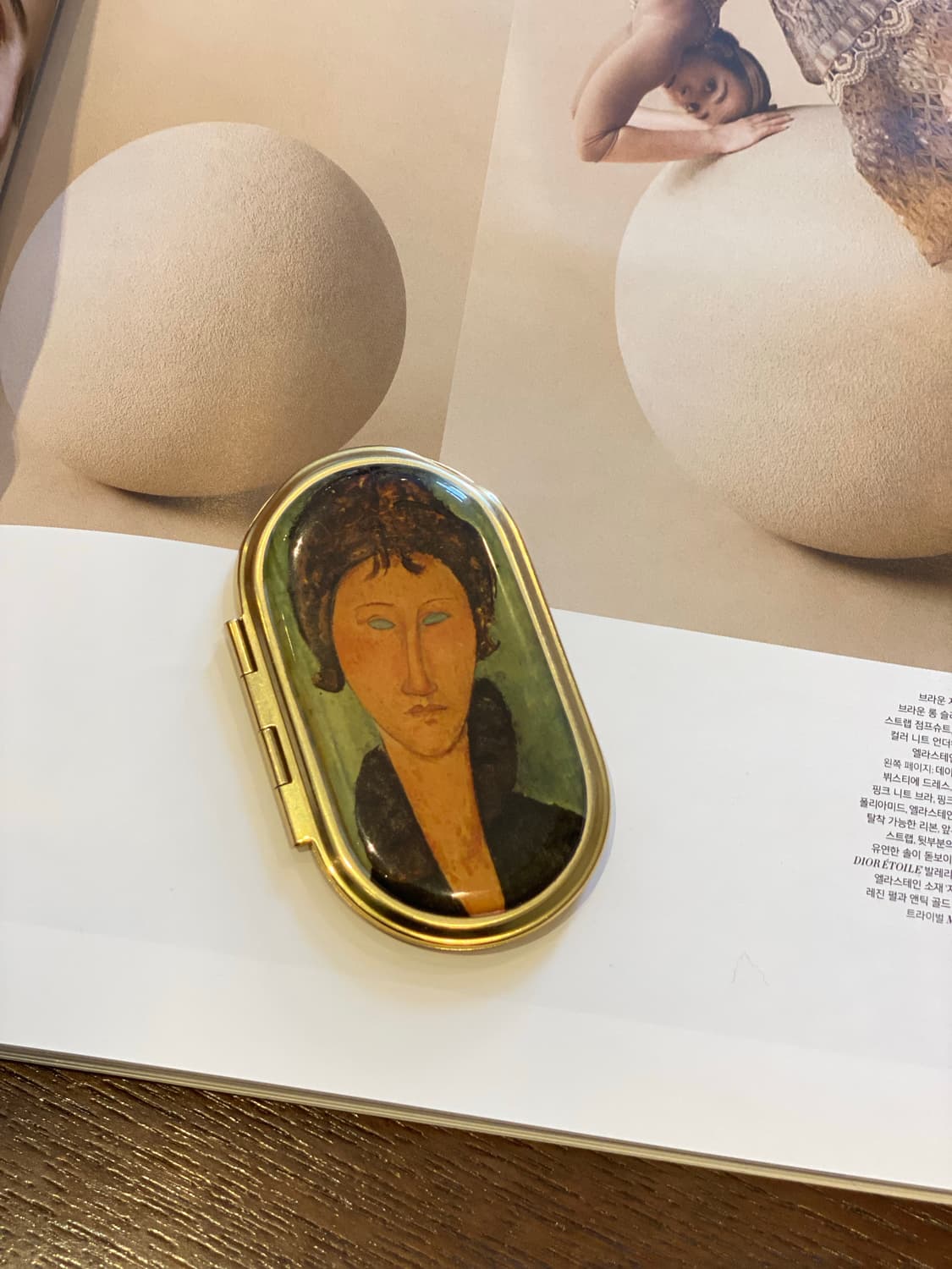 모딜리아니 거울 컴팩트 상품이미지1