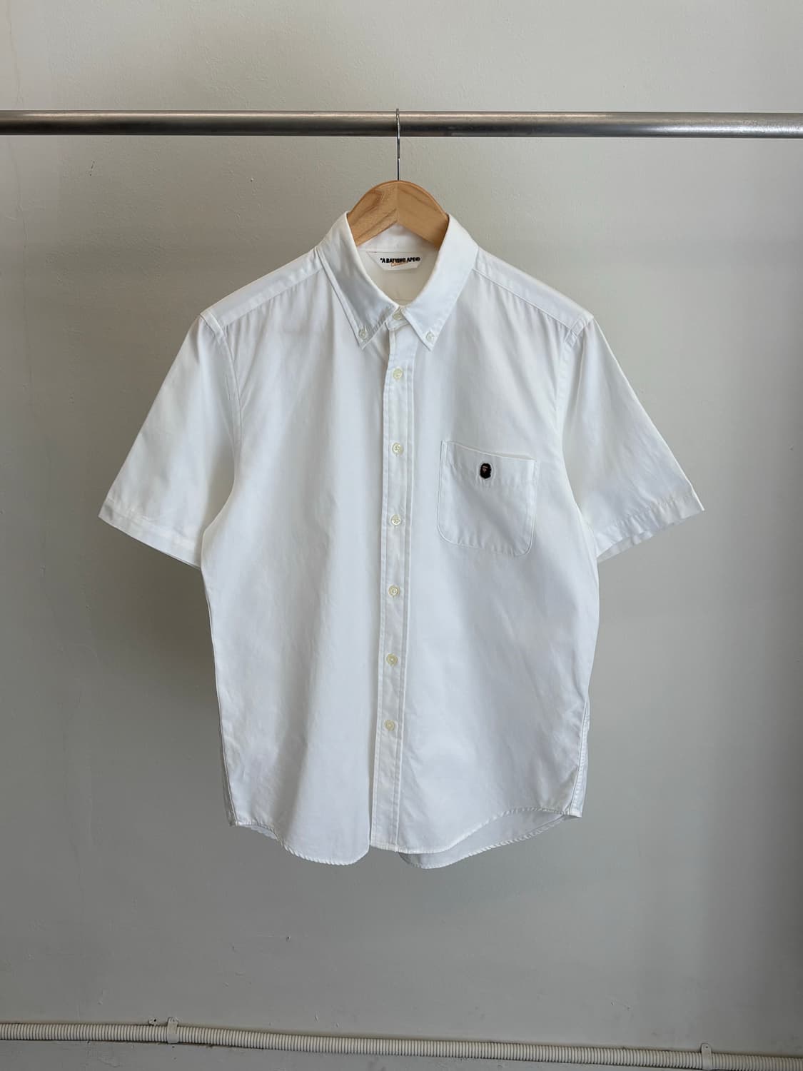 베이프 원포인트 반팔 셔츠  상품이미지1