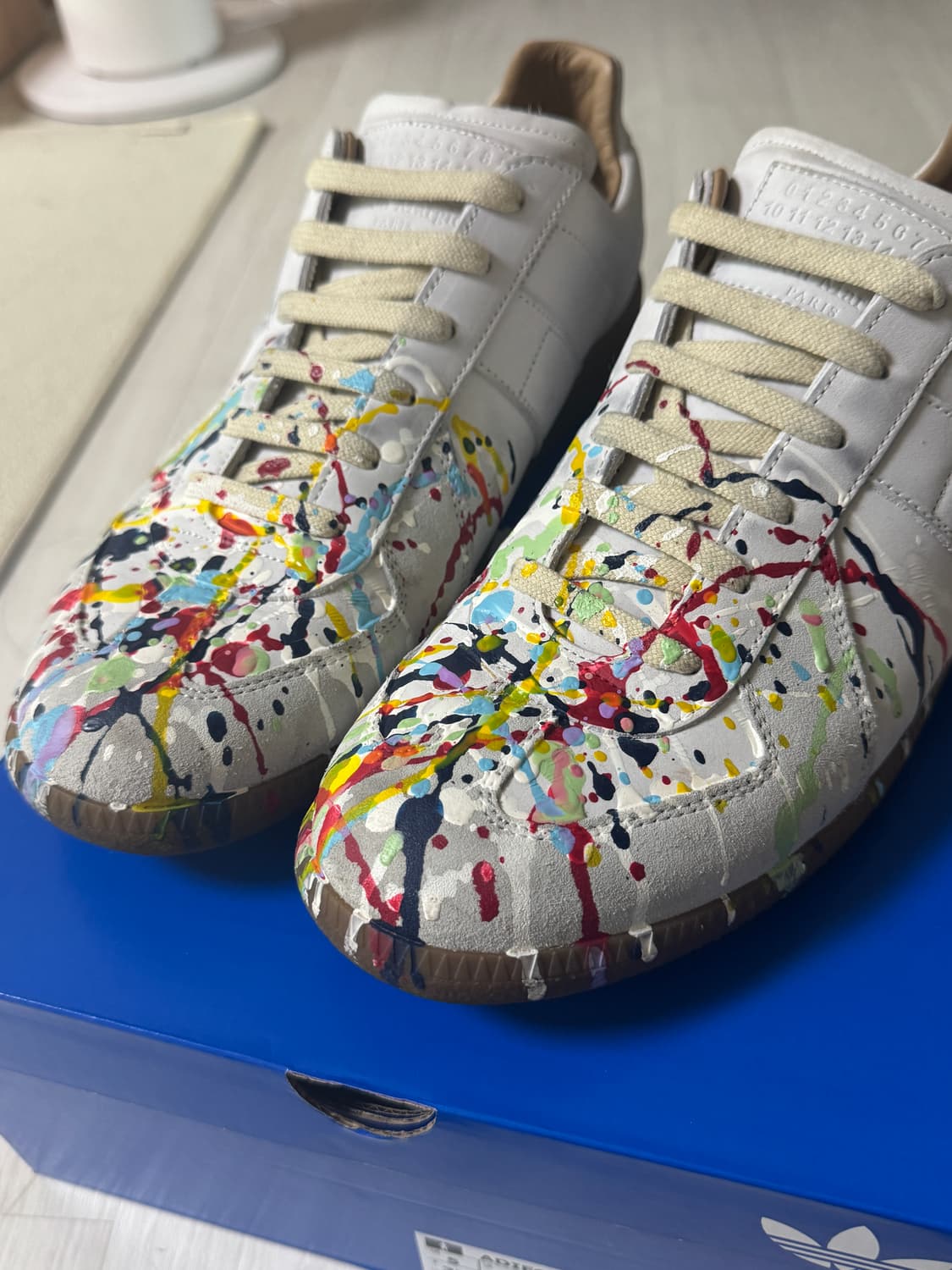 마르지엘라 페인팅 독일군 스니커즈 43(270~275) 상품이미지3