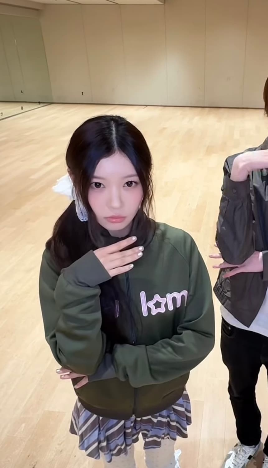 아일릿 모카 착용) 샬롬클럽 샬롬 져지 카키 상품이미지2